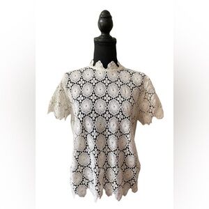 Who What Wear: White V Lace Shirt with Woven Back and Keyhole